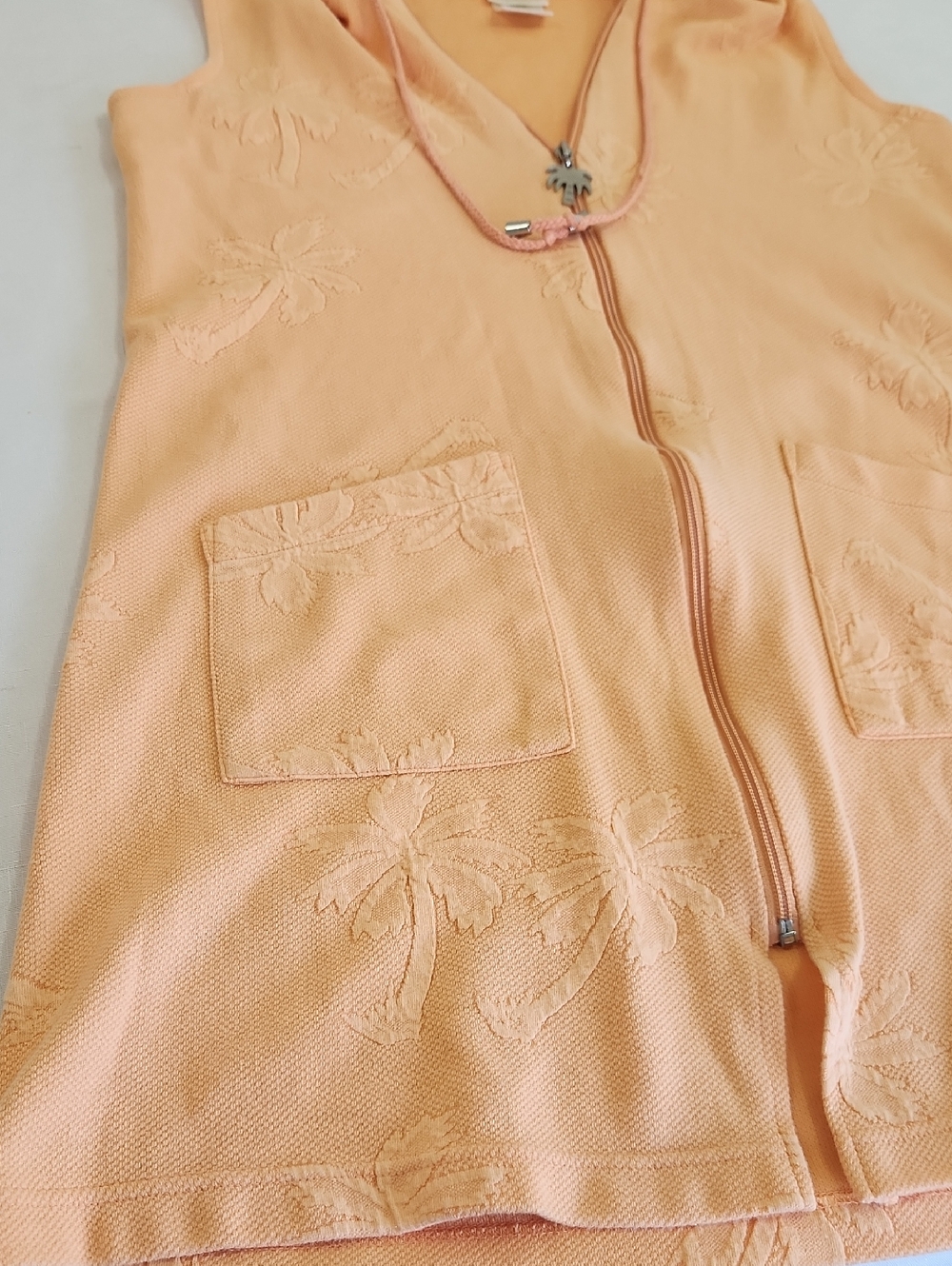 Secret Treasres Palm Tree Print Beach Cover Up Robe. Hooded Peach Color. Size M - Picture 6 of 10